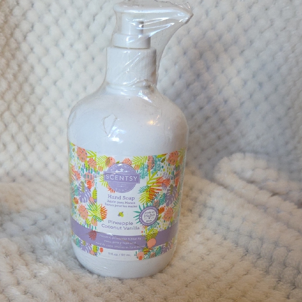 Scentsy Tropical Hand Soap with Pineapple Coconut Vanilla